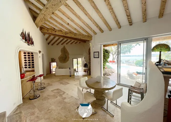 Semesterbostad Ibiza Les Issambres