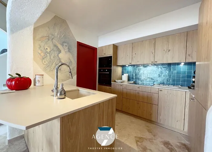 Ibiza Semesterbostad Les Issambres